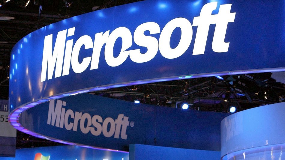 Ex-Microsoft employee arrested for leaking copies of Windows 8, Microsft employee arrested, News for Microsoft employee arrested, Former Microsoft employee arrested over Windows 8 leaks, Ex-Microsoft employee arrested, accused of stealing Windows, Ex-Microsoft Employee Arrested For Leaking Windows 8, Ex-Microsoft employee arrested for leaking company secrets, Windows piracy, Piracy, Software Piracy, cracked software, Windows 9 leaked,